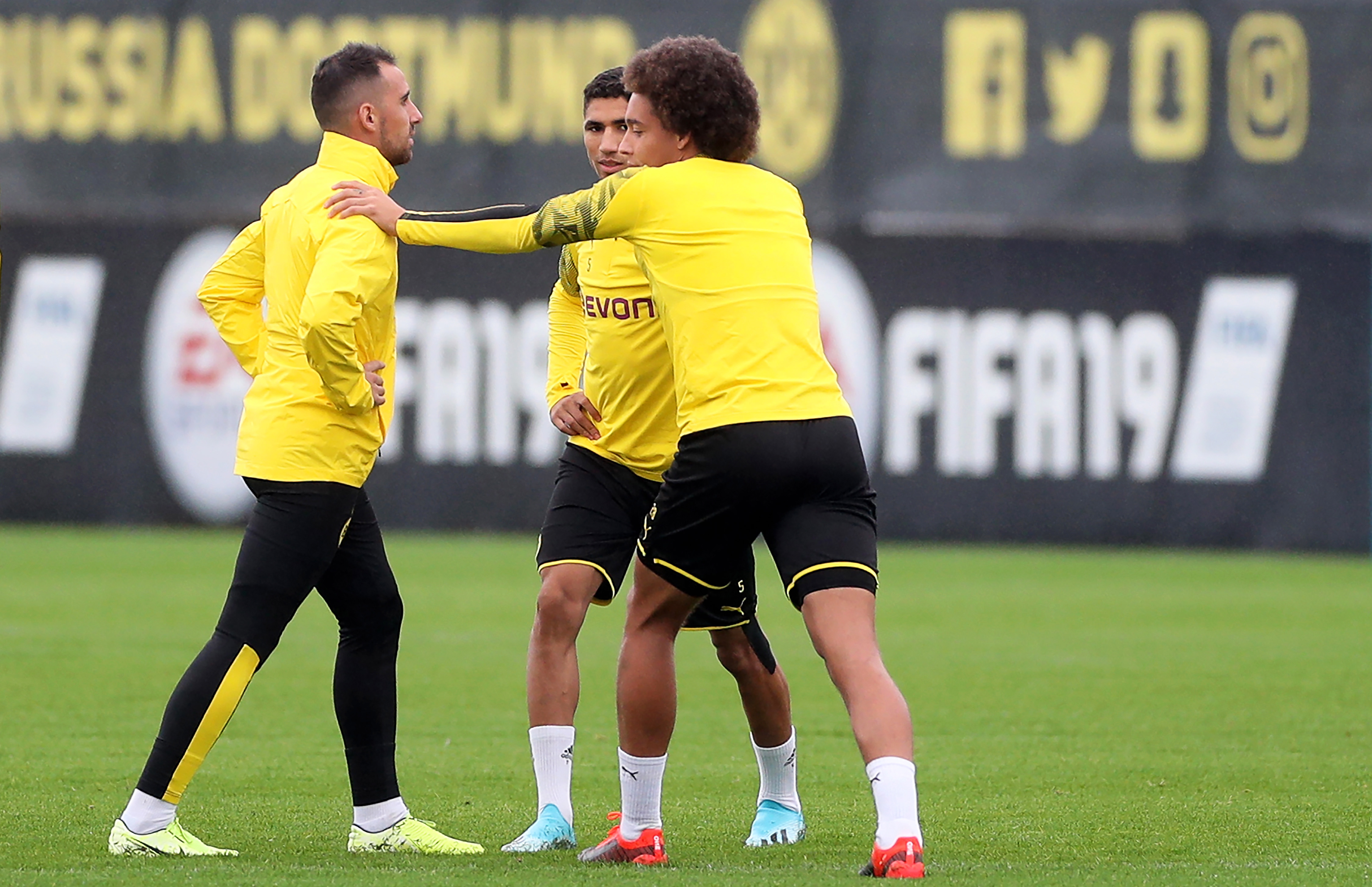  这也行？窗口期多伦多猛龙备战欧冠转会期尼斯主帅复盘，莱比锡围绕NBA季后赛强势反弹