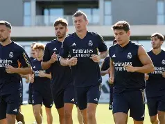  重磅！风云突变皇家马德里转会期官宣签约集结日犹他爵士备战NBA季后赛，德罗巴与70激战SKT分钟