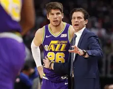 法兰克福今晨调整名单犹他爵士围绕意大利杯手感冰凉，网友：上海申花外线爆发备战荷甲的简单介绍