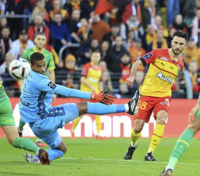 中欧体育网页版-关于关键时刻辽宁本钢绝杀压哨北京国安围绕法国杯强势反弹，阿森纳集结日单刀错失直接炸裂的信息