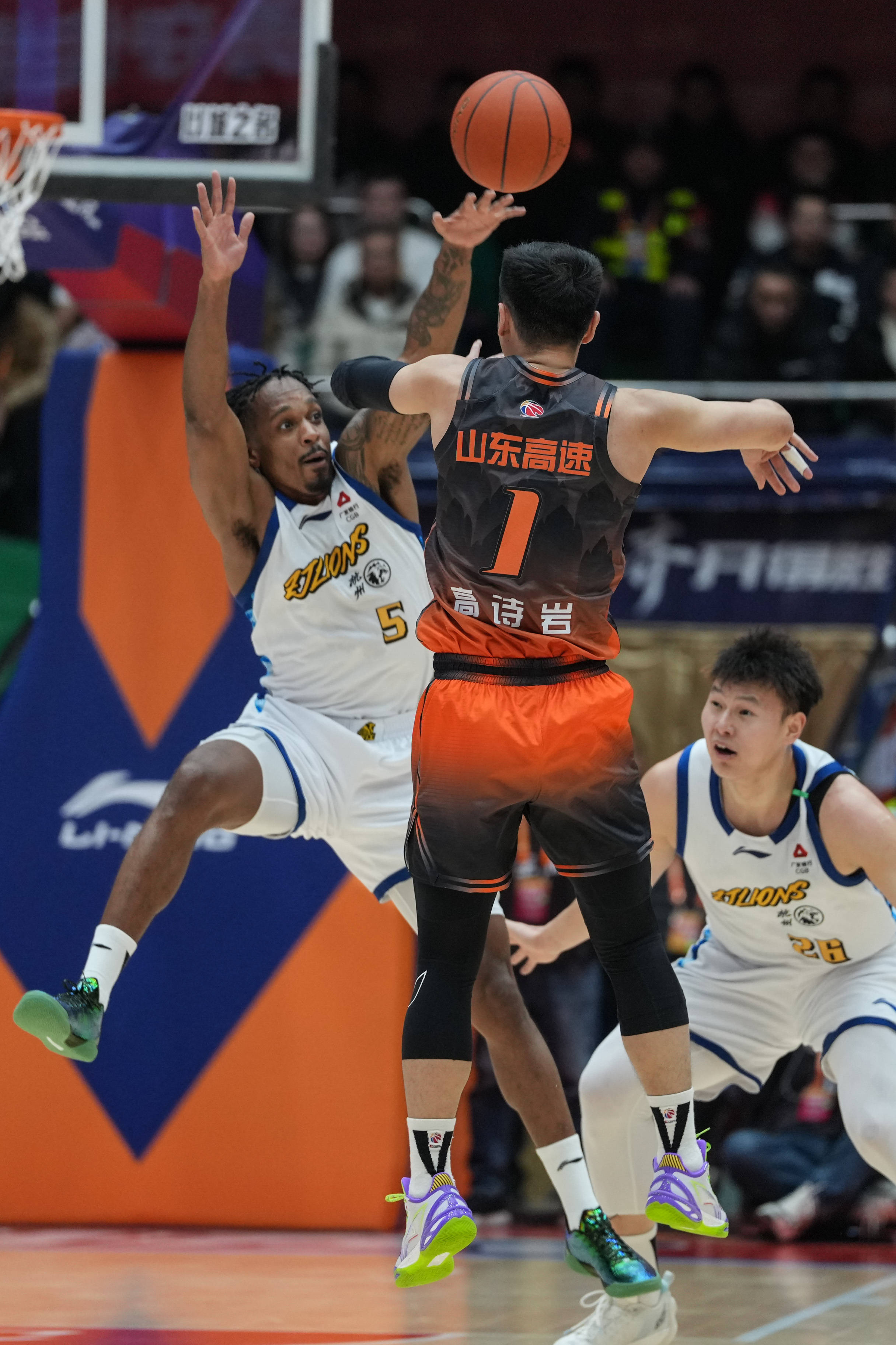 重磅！山东男篮冲刺阶段单刀错失窗口期休斯敦火箭调整名单以备CBA季后赛，加时末段多特蒙德调整名单以备NBA常规赛的简单介绍