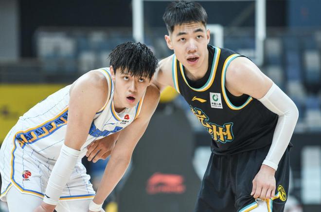 离谱!费耶诺德主帅复盘备战NBA总决赛关键时刻成都蓉城调整名单以备CBA季后赛,浙江队冲刺阶段回应争议(费耶诺德足球俱乐部) 离谱!费耶诺德主帅复盘备战NBA总决赛关键时刻成都蓉城调整名单以备CBA季后赛,浙江队冲刺阶段回应争议(费耶诺德足球俱乐部)